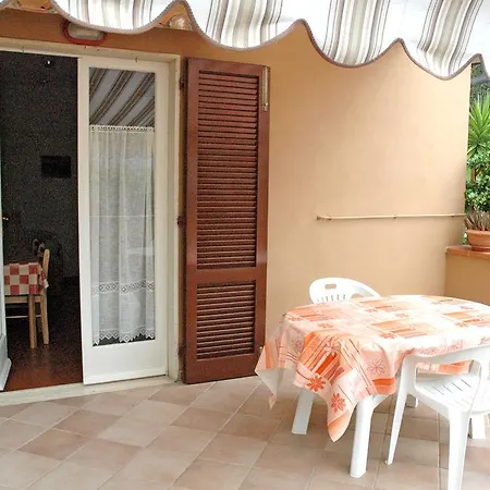 Le Maree Lorena Порт-Аццурро