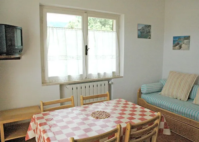 Le Maree Lorena * 포르투 아주로